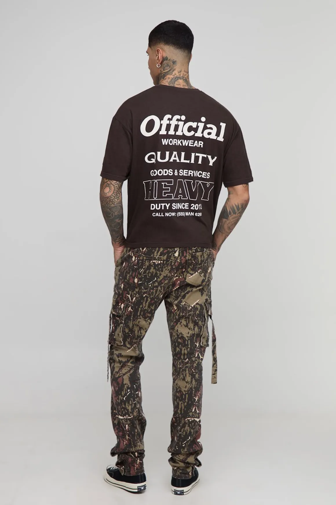 Pantalon Tall à imprimé camouflage, coupe skinny superposée, ourlet à pression
