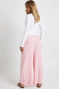Pantalon texturé à jambes larges