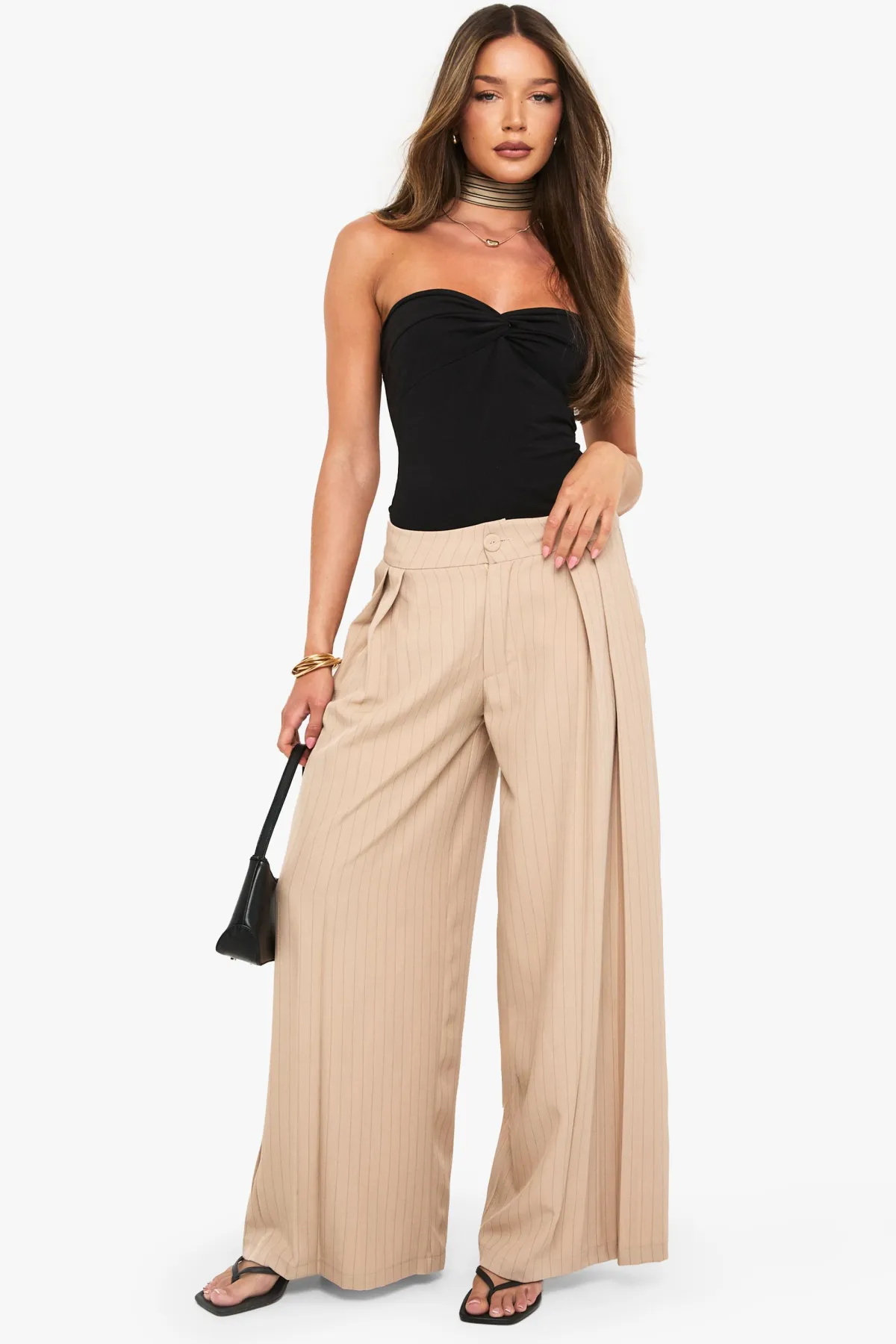 boohoo Pantalon tissé à fines rayures à jambe ultra large<Femme Pantalons