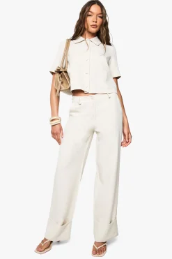 Pantalon tissé à ourlet retroussé et jambes larges