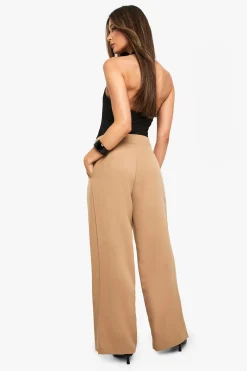 boohoo Pantalon tissé à plis et à jambes larges<Femme Pantalons