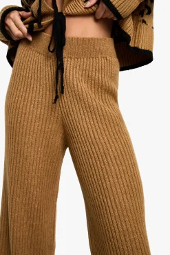 Pantalon tricoté à garniture contrastée