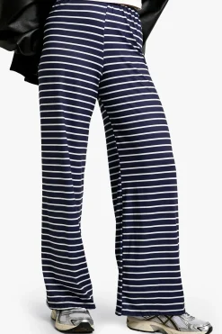 Pantalon ultra-doux à rayures