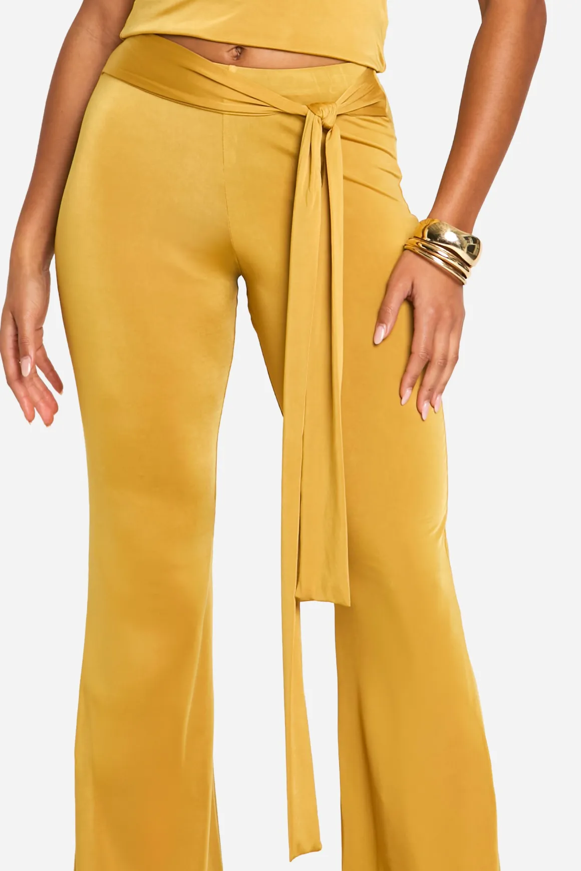 Pantalon Évasé À Détail Drapé