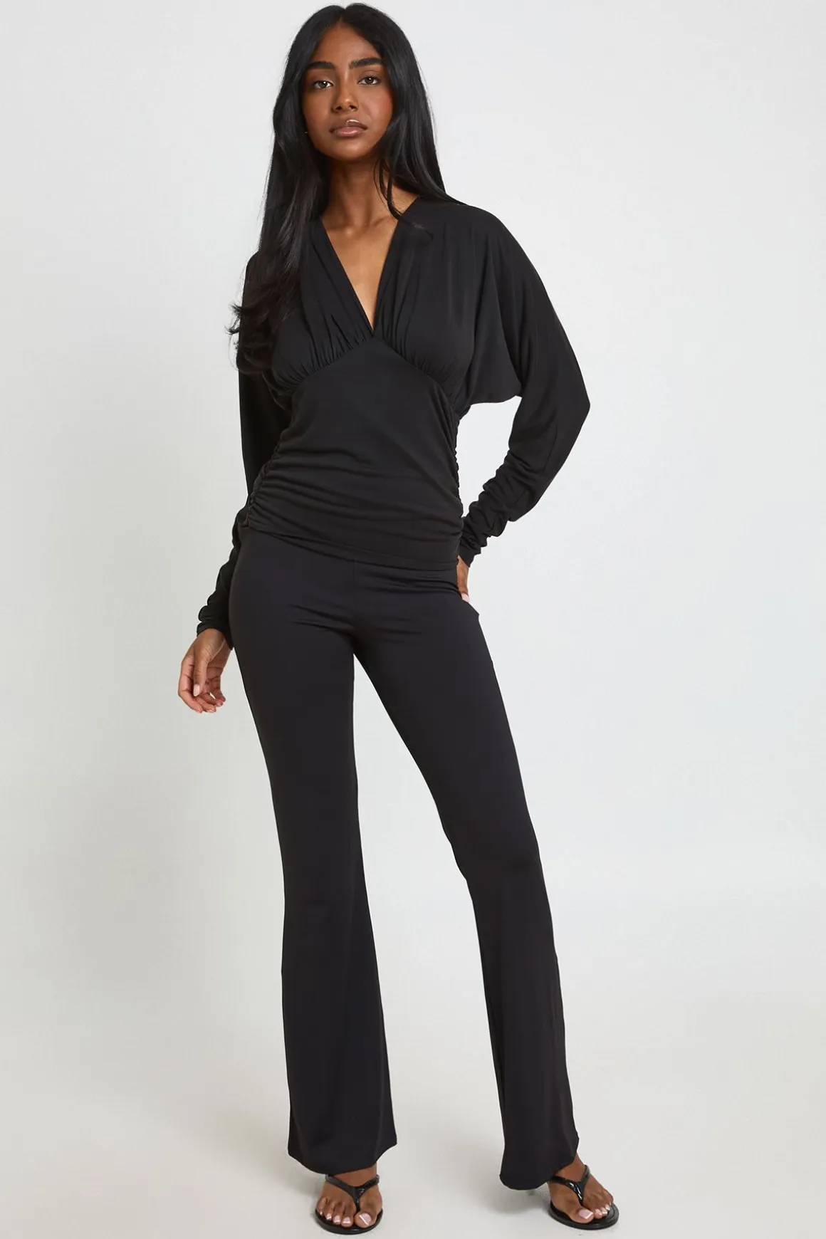 Pantalon Évasé Mat En Slinky Avec Découpes Et Liens Latéraux