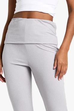 Pantalon évasé à taille haute avec pli, en jersey côtelé doux