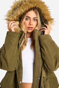 boohoo Parka à capuche avec détails de poches<Femme Vestes & Manteaux