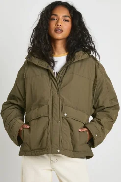 Parka courte à capuche