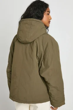 Parka courte à capuche