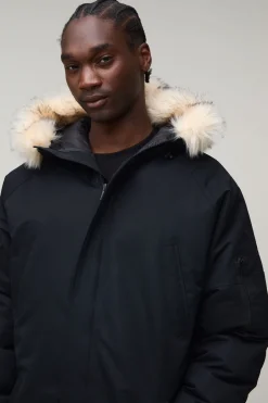 Parka Longue À Casynthétiqueche Coupe Regular Avec Bordure En Synthétique Amovible Pour Homme Grand