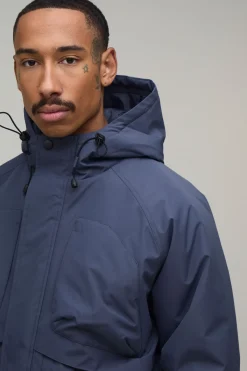 boohooMAN Parka À Panneaux Techniques Coupe Regular<Homme Manteaux Et Vestes