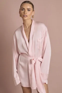 boohoo Peignoir Court en Satin Brodé 'Demoiselle d'Honneur' de Mariée<Femme Satin Et Dentelle|Pyjamas