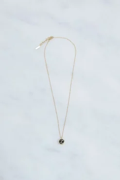 KarenMillen Pendentif solitaire en cristal européen serti à la main, plaqué or 14kt< Colliers