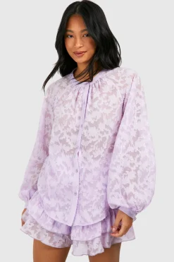 Petite chemise de plage en tissu transparent texturé