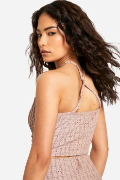 Petite Crop Top Court à Encolure Halter avec Détail en Forme de Serrure