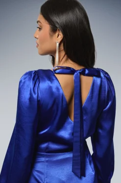 Petite DP Luxe Robe Mi-Longue Empire à Manches Bouffantes avec Détails de Coutures