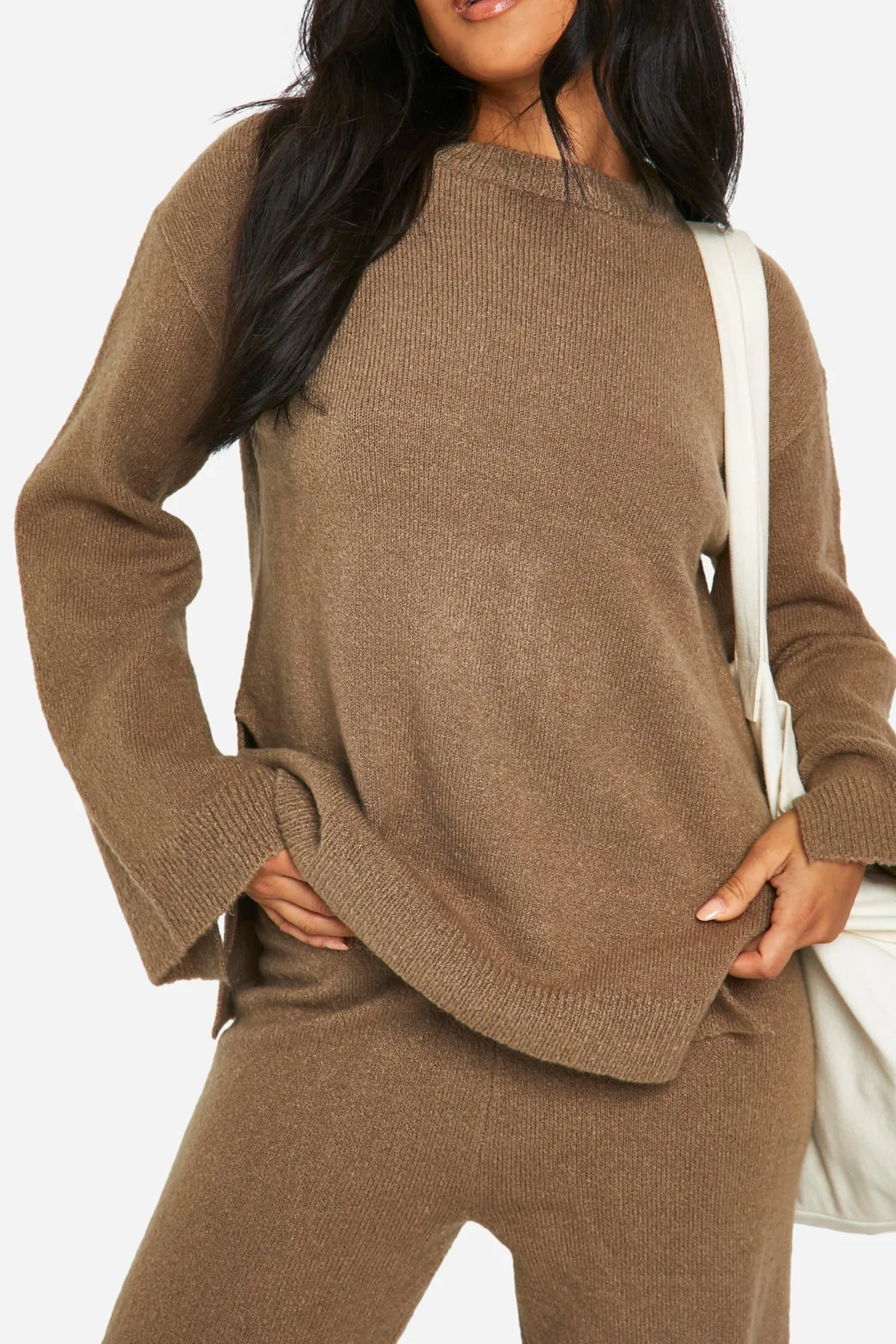 boohoo Petite - Ensemble en maille douce avec pull et pantalon flare<Femme Pulls Et Gilets|Toutes Les Mailles