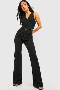 boohoo Petite jean taille haute évasé avec entrejambe de 30 pouces<Femme Denim|Jeans