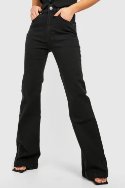 boohoo Petite jean taille haute évasé avec entrejambe de 30 pouces<Femme Denim|Jeans