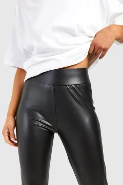 Petite leggings en aspect cuir super stretch à effet gainant