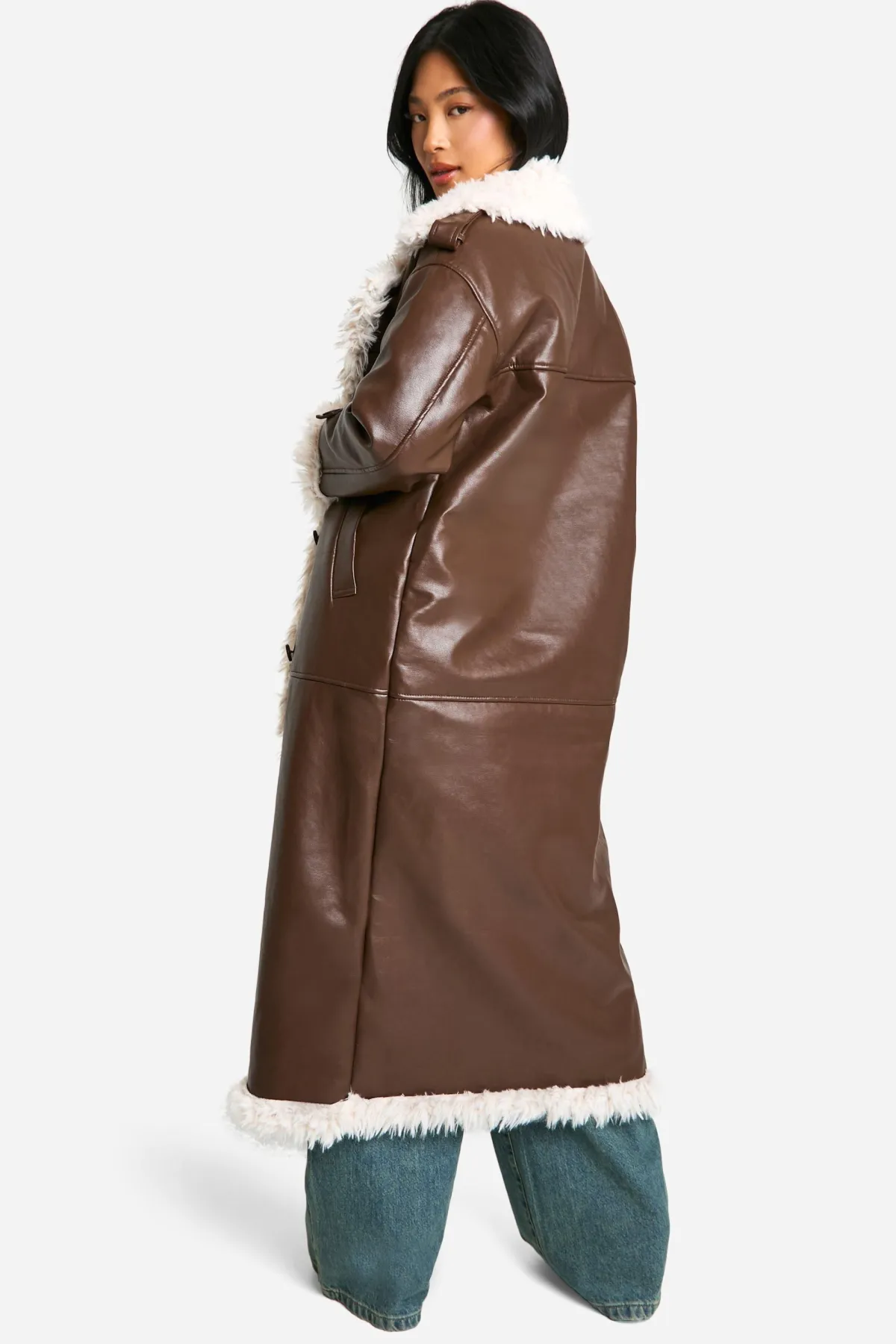 boohoo Petite Manteau Long en synthétique<Femme Looks Chocolat|Manteaux Et Vestes D’Automne