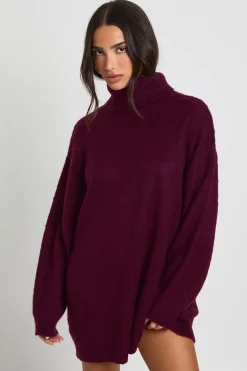 Petite mini robe en tricot brossé super doux à col roulé