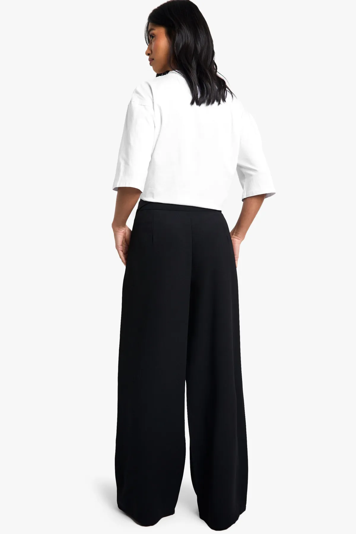 boohoo Petite Pantalon à Jambes Larges avec Détail de Ceinture Nouée<Femme Pantalons|Tailleurs