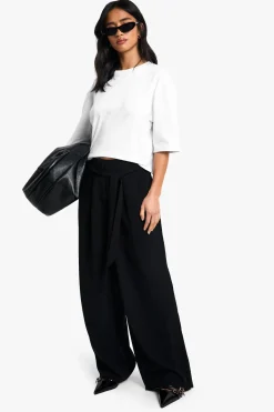boohoo Petite Pantalon à Jambes Larges avec Détail de Ceinture Nouée<Femme Pantalons|Tailleurs