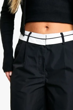 Petite Pantalon Tailleur à Jambes Larges et Taille Inversée