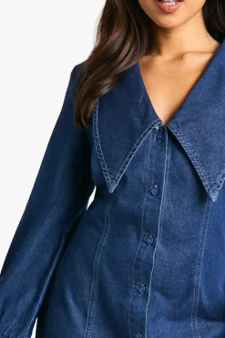 Petite Robe Chemise en Jean avec Détail sur Petit Col