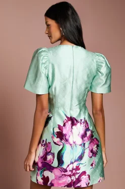 Petite Robe Courte à Imprimé Placement avec Détails Nœuds