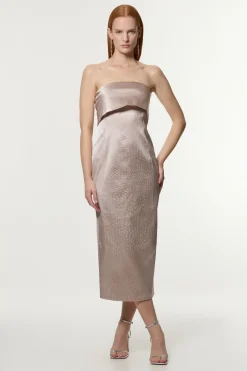 KarenMillen Petite robe maxi ajustée en satin structuré texturé italien avec bandeau<Femme Tailleurs|Satin Et Dentelle