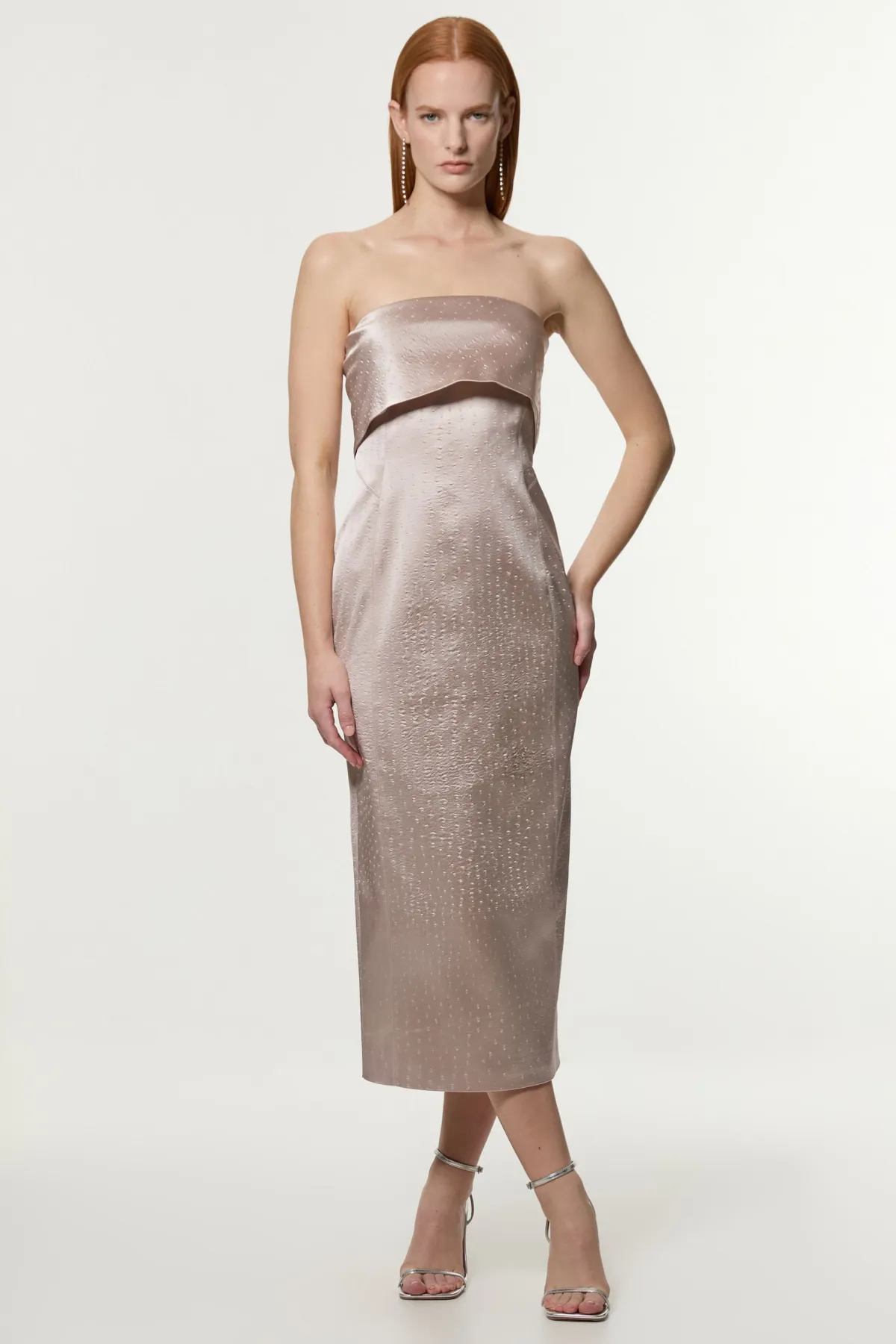 KarenMillen Petite robe maxi ajustée en satin structuré texturé italien avec bandeau<Femme Tailleurs|Satin Et Dentelle