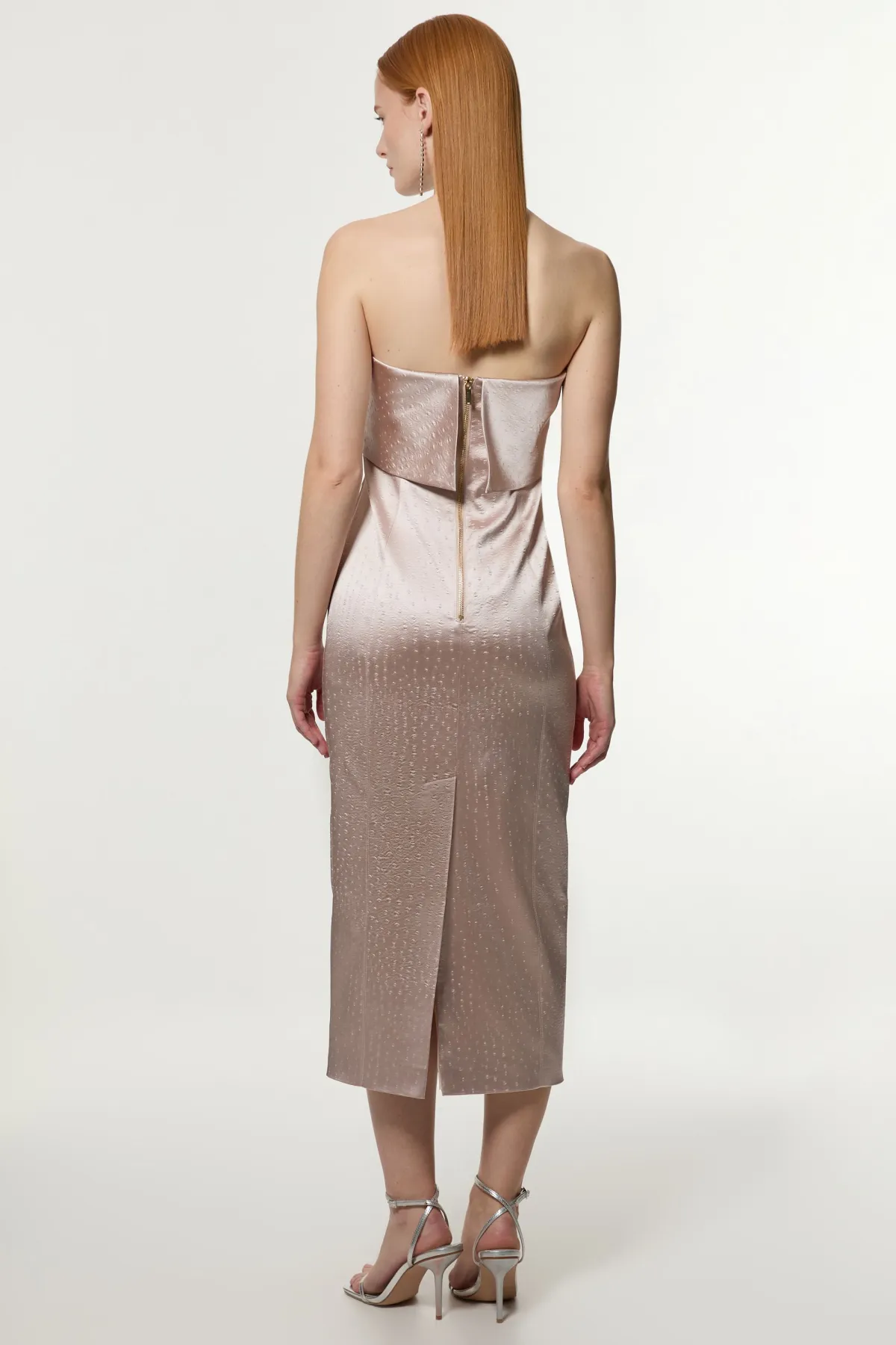 KarenMillen Petite robe maxi ajustée en satin structuré texturé italien avec bandeau<Femme Tailleurs|Satin Et Dentelle