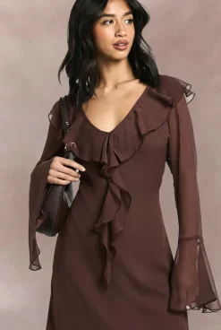 Petite Robe Maxi en Chiffon à Volants, Manches Évasées et Ceinture
