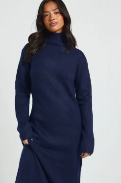 Petite robe maxi en maille ultra douce à encolure haute