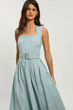 Petite robe maxi en mélange de coton jersey à encolure échancrée