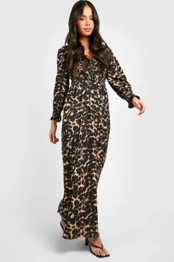 Petite robe maxi à motif léopard et détails froncés