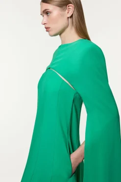 Petite Robe Maxi Premium en Crêpe Liaison avec Cape Détachable