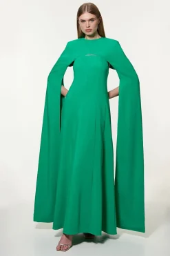 Petite Robe Maxi Premium en Crêpe Liaison avec Cape Détachable
