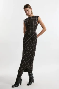 Petite Robe Midaxi à Carreaux et Volants, Coupée sur Mesure