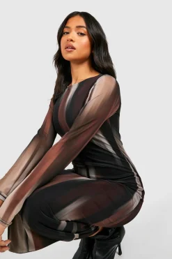 Petite robe midaxi en mesh à manches longues