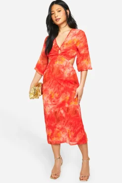 boohoo Petite Robe Midi-Chiffon Imprimée<Femme Toutes Les Robes|Robes À Manches Longues