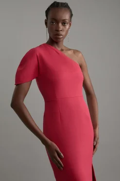 Petite Robe Midi Cintrée en Crêpe Structurée Détail Cape Asymétrique