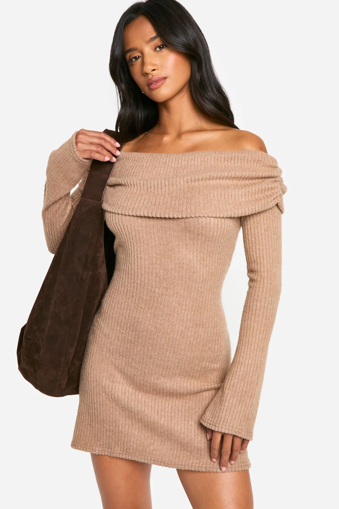 Petite robe mini Bardot en côte brossée repliable