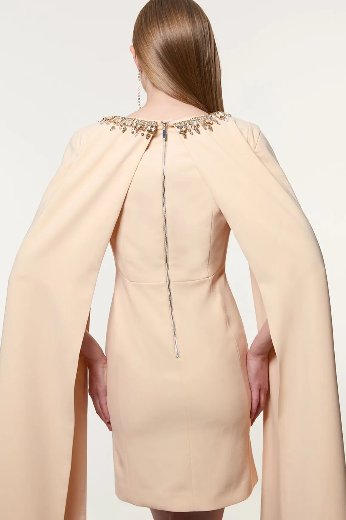 Petite Robe Mini Tissée en Crêpe de Viscose ornée de cristaux