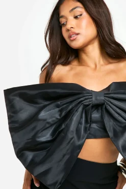boohoo Petite Satin Bow Crop Top<Femme Satin Et Dentelle|Tops
