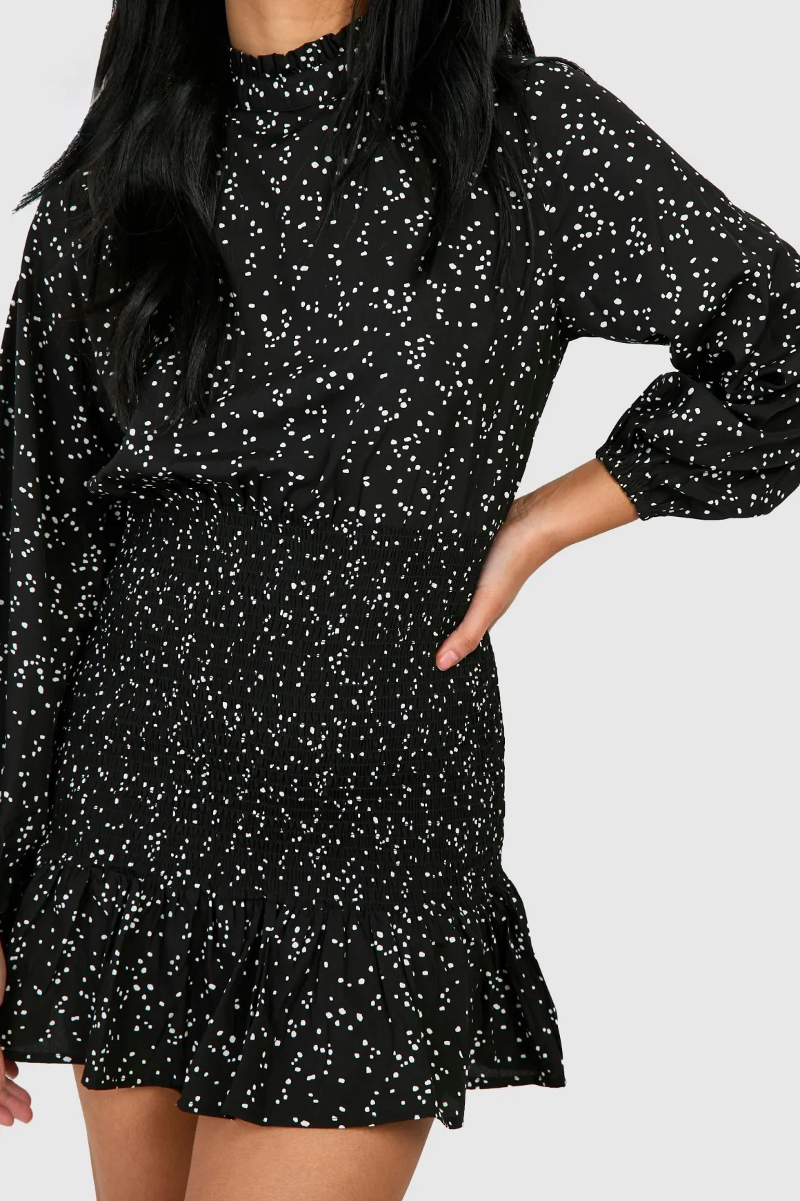 Petite Spot Robe à col haut froncée et à volants