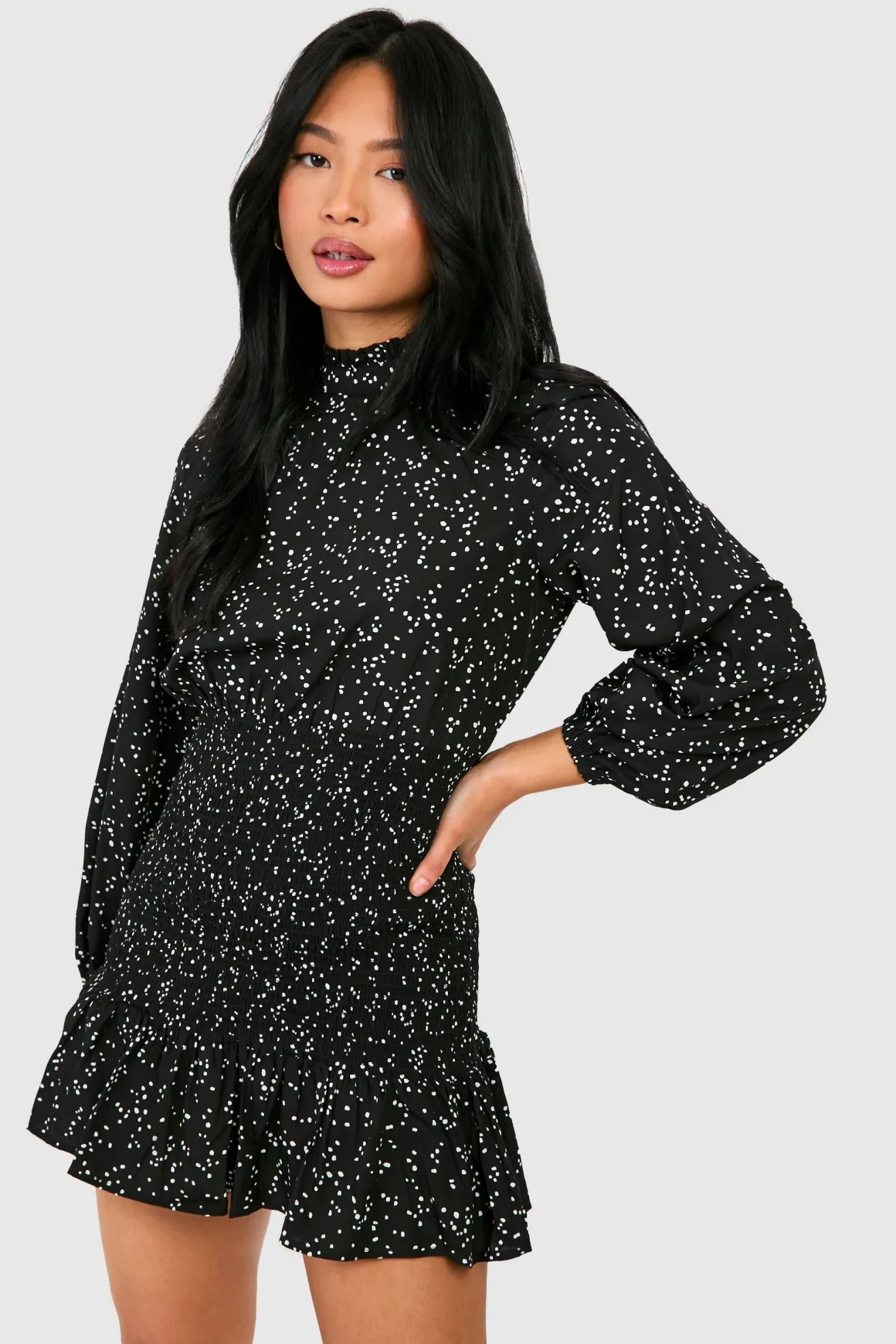 Petite Spot Robe à col haut froncée et à volants