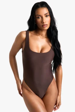 Petite Swimwear Essentials Maillot de bain à encolure carrée
